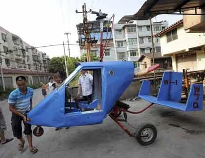 Tốt nghiệp tiểu học, chế được... máy bay trực thăng