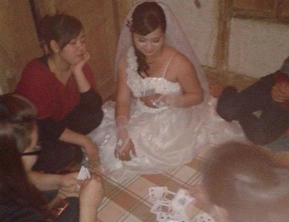 Hành động siêu “khó đỡ” của giới trẻ Việt (55)