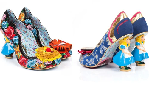 Giày màu mè siêu bá đạo, lạ như trong truyện cổ tích