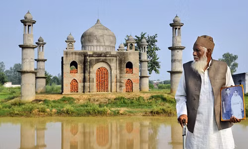 Chơi ngông xây cả cung điện Taj Mahal tặng vợ quá cố