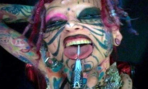 Những dị nhân khiến bạn “chạy mất dép“