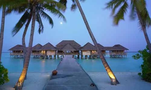 “Mổ xẻ” khách sạn dịch vụ tốt nhất thế giới 2015