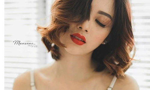 9X Hà thành bị gán mác “hai lưng” khoe vẻ quyến rũ