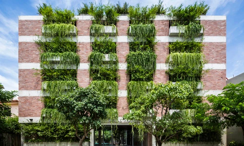 Khách sạn ở Hội An xanh mướt khiến báo ngoại mê mẩn