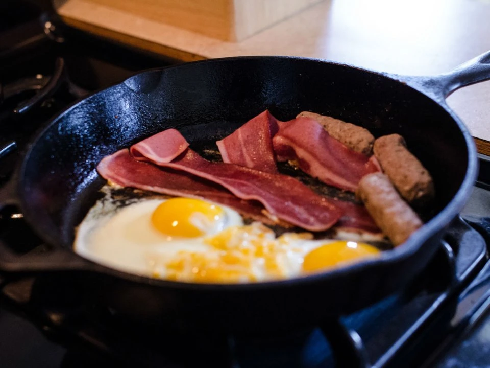 8 lỗi chế biến thịt xông khói mà ai cũng mắc phải