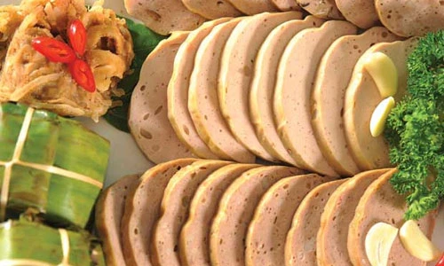 Hóa chất nào đang đầu độc bữa ăn người Việt năm 2017