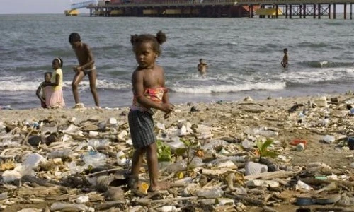 Loạt ảnh bêu danh những bãi biển bẩn nhất thế giới 