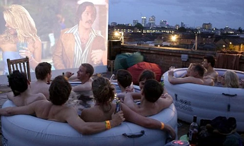 5 rạp chiếu phim ngoài trời lãng mạn hút giới trẻ