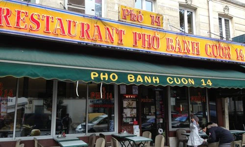 Những quán ăn Việt cực đắt khách ở xứ người