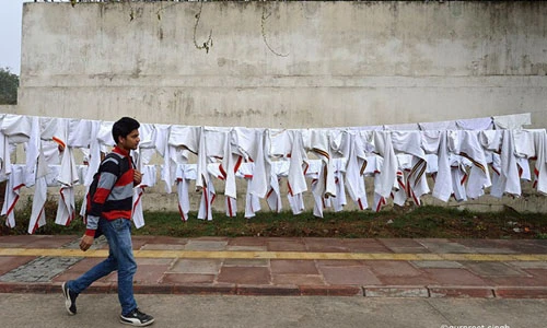 Thú vị bộ ảnh trăm kiểu dây phơi quần áo lộ thiên