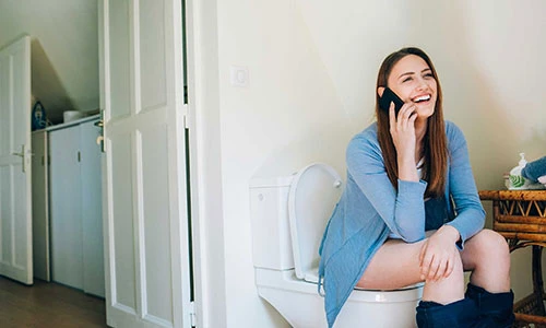 10 thói quen dùng toilet sai lầm nhà nào cũng mắc phải