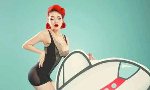 Thủy Top gợi cảm hết cỡ trong bộ ảnh Búp bê hư hỏng