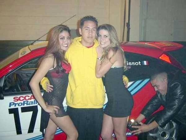 Cười té ghế với những tay săn ảnh