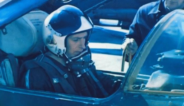 Phi công F-15 nhận định nếu họ phóng tên lửa bắn rơi chiếc Mig-23, nó có thể rơi xuống khu dân cư bên dưới, gây nguy hiểm cho dân thường. Bởi vậy họ quyết định bay theo hộ tống, chờ đến khi nó đến khu vực an toàn để tiêu diệt. 