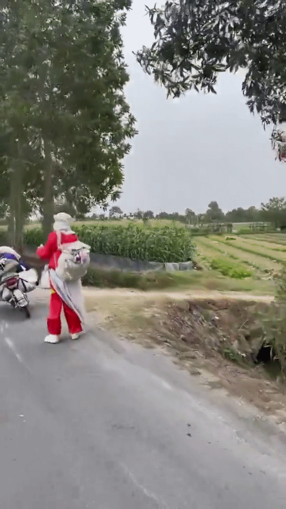 'Hotgirl quyt tien Bella' dang xuat hien o dia phuong nay