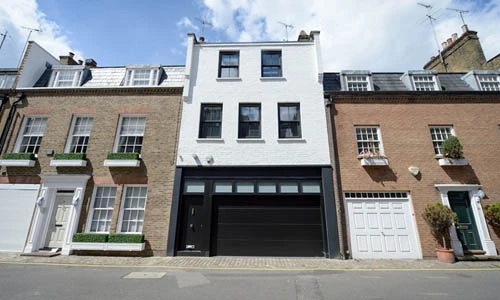 Tận mục căn nhà 1 phòng ngủ giá 120 tỷ đồng