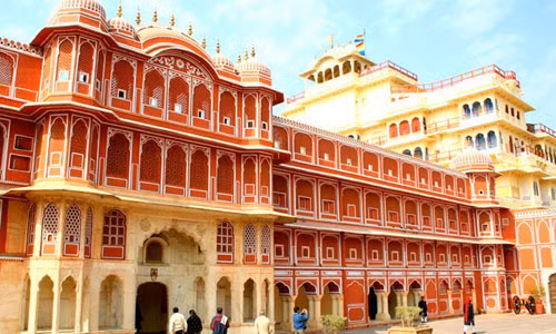 Chiêm ngưỡng loạt cung điện nguy nga, lộng lẫy nhất Ấn Độ