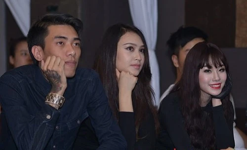 Dàn hot teen Hà thành mừng sinh nhật hot girl "cảnh nóng"