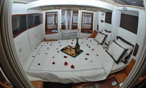 Hình ảnh ít biết về những khoang máy bay VIP dát vàng