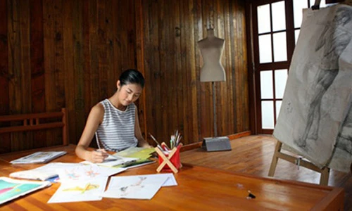 Ngạc nhiên nhà của hoa hậu Việt vô cùng đơn sơ, giản dị