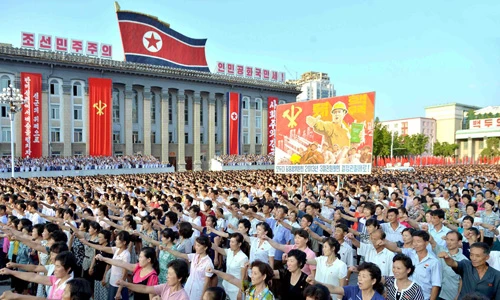 Biển người Triều Tiên tuần hành phản đối lệnh trừng phạt