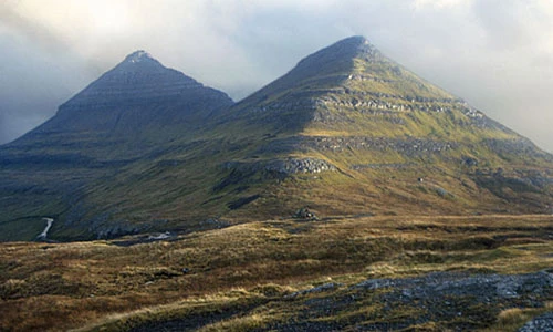 Tin sốc: Ngọn đồi bí ẩn làm “rung chuyển lịch sử thế giới” 