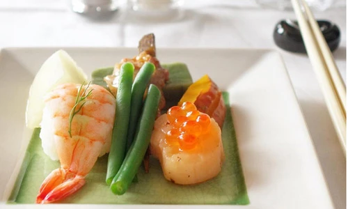 Tận mục món ăn trong khoang VIP máy bay