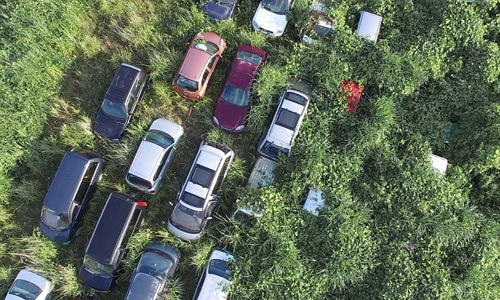 Tận mục nghĩa địa ô tô, xe máy tại Fukushima