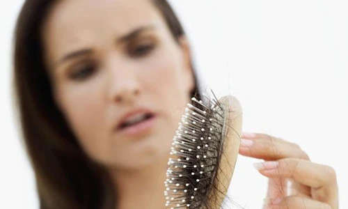 10 dấu hiệu thiếu vitamin C bạn nên biết