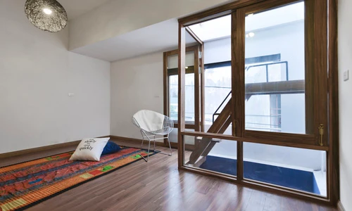 Ngôi nhà trong ngõ nhỏ Hà Nội xuất hiện trên báo Tây