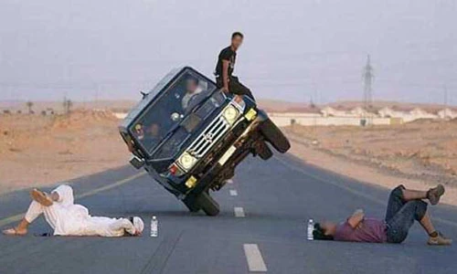 Đừng đùa với tính mạng! (2)