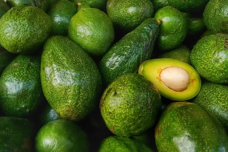 Những loại rau quả không nên cho vào máy ép trái cây