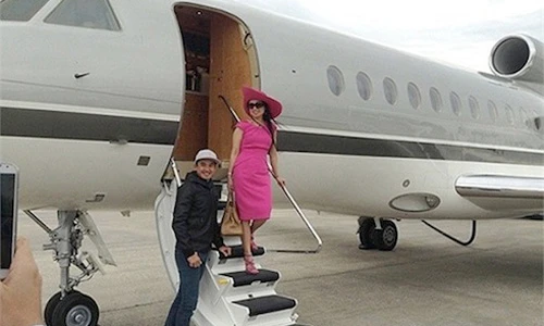 Cuộc sống giàu sang của loạt sao Việt bên trời Tây