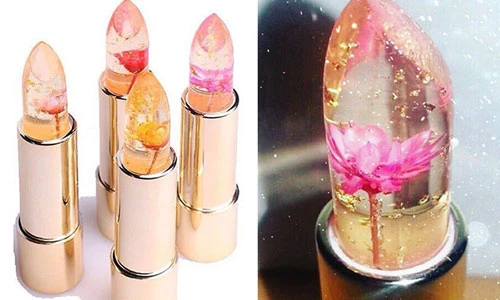 Tận mục dòng son thạch có hoa bên trong đang "cháy" hàng