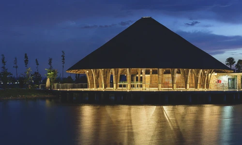 Trung tâm cộng đồng Làng Sen xuất hiện ấn tượng trên báo Mỹ