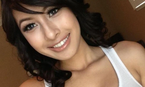 Em gái "hot girl" xinh đẹp, tài năng của các MC Việt