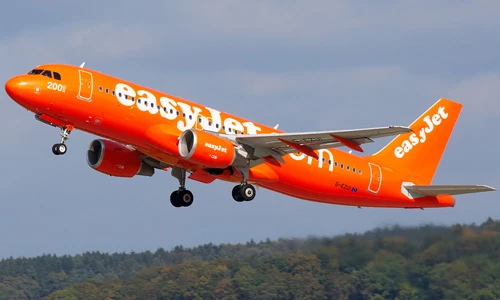 Những hãng hàng không tệ nhất thế giới vì trễ giờ bay