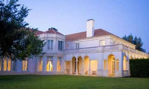 Rùng rợn loạt biệt thự ma ám không ai dám ở