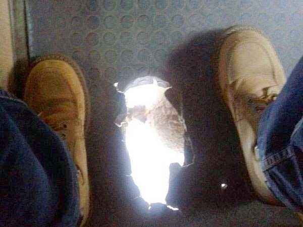 Cảnh không thể tin nổi trên phương tiện công cộng ở Nga