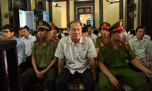 Những đại gia Việt "máu mặt" tù tội vì lừa đảo hàng nghìn tỷ