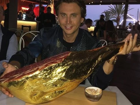 Những món ăn dát vàng siêu hấp dẫn ở nhà hàng thế giới