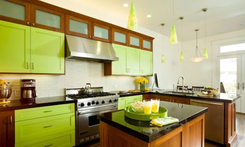 Thiết kế nhà bếp với nội thất xanh mát mẻ