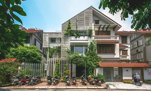 Ngắm văn phòng xanh ở Hà Nội khiến báo Tây mê mẩn