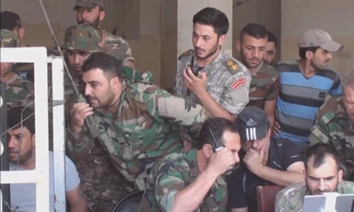 Video quân đội Syria dùng nhiều loại hỏa lực đánh quân nổi dậy