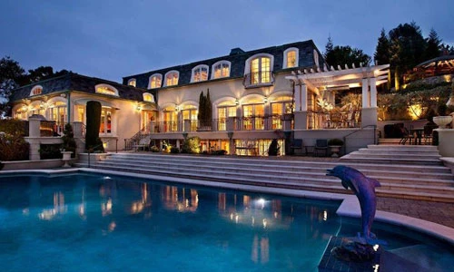 15 tòa lâu đài đẹp đang cần bán gấp 