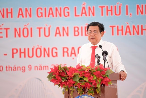 Phó Chủ tịch UBND tỉnh An Giang Ngô Công Thức phát biểu tại buổi lễ. Ảnh: Duy Anh an-giang-2.jpg