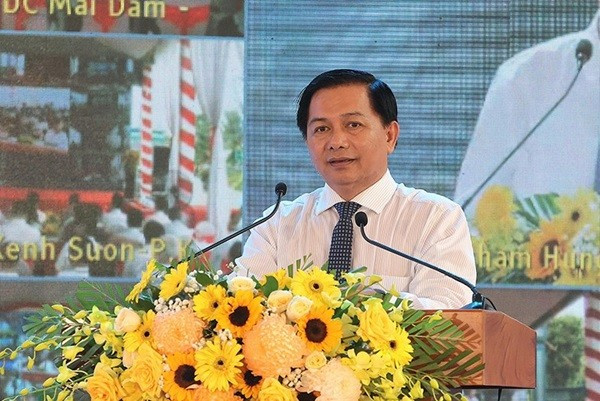 Chủ tịch UBND TP Cần Thơ Trần Văn Lâu phát biểu tại buổi lễ can-tho-3.jpg