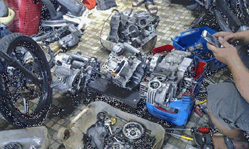 Triet pha lo “do” xe cuc lon o Sai Gon