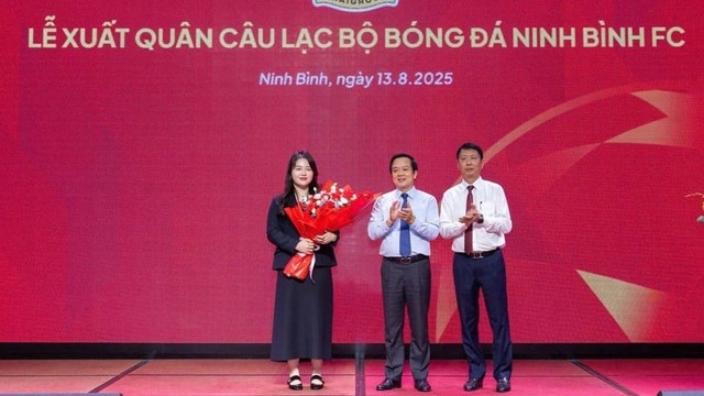 Nguyễn Ngọc Mỹ Anh giữ chức vụ Chủ tịch CLB Bóng đá Ninh Bình. Ảnh: Internet bau-thuy4.jpg