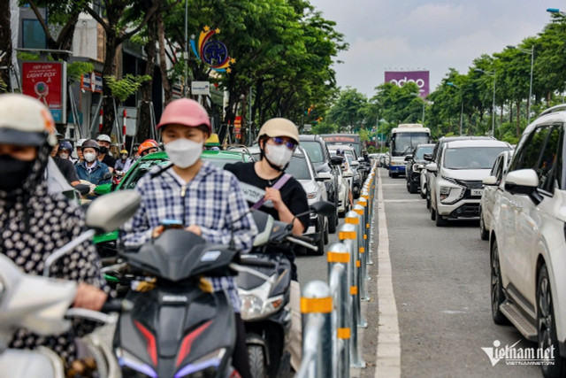 Thủ tướng yêu cầu Hà Nội cấm xe máy chạy xăng vào khu vực vành đai 1 từ tháng 7/2026. Ảnh: N. Huyền anh1.jpg